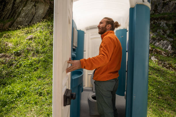 Affordable portable toilet rental in Thompson, ND